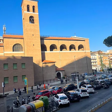 Lucens Domus Quartiere Trieste - Vicino Metro B1 - Daire